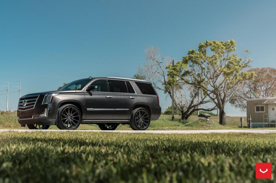  Cadillac Escalade on Vossen Wheels (HF6-1) 2019 года  (фото 4 из 12)